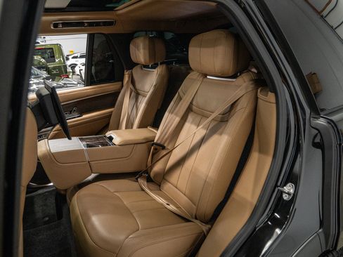 Used 2024 Land Rover Range Rover Autobiography AWD/4WD image 15