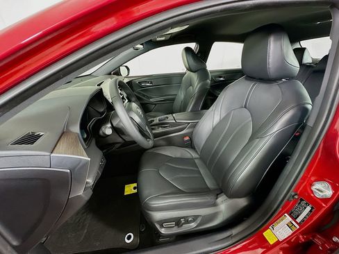 Used 2022 Toyota Avalon XLE image 20