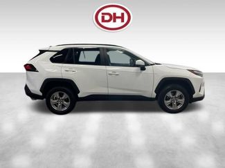 Used 2024 Toyota RAV4 XLE FWD video 2