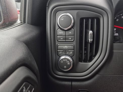New 2026 GMC Sierra 1500 Pro AWD/4WD image 16