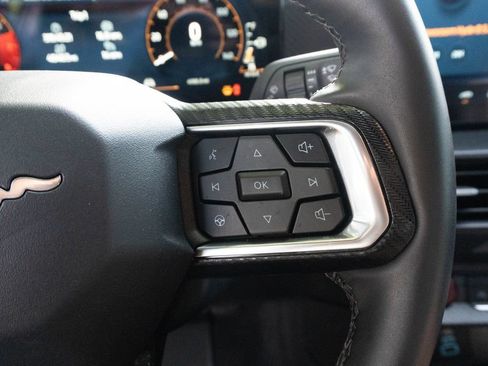 Used 2025 Ford Mustang Coupe RWD image 18