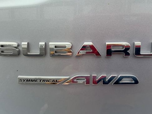 Used 2023 Subaru Outback Premium image 23