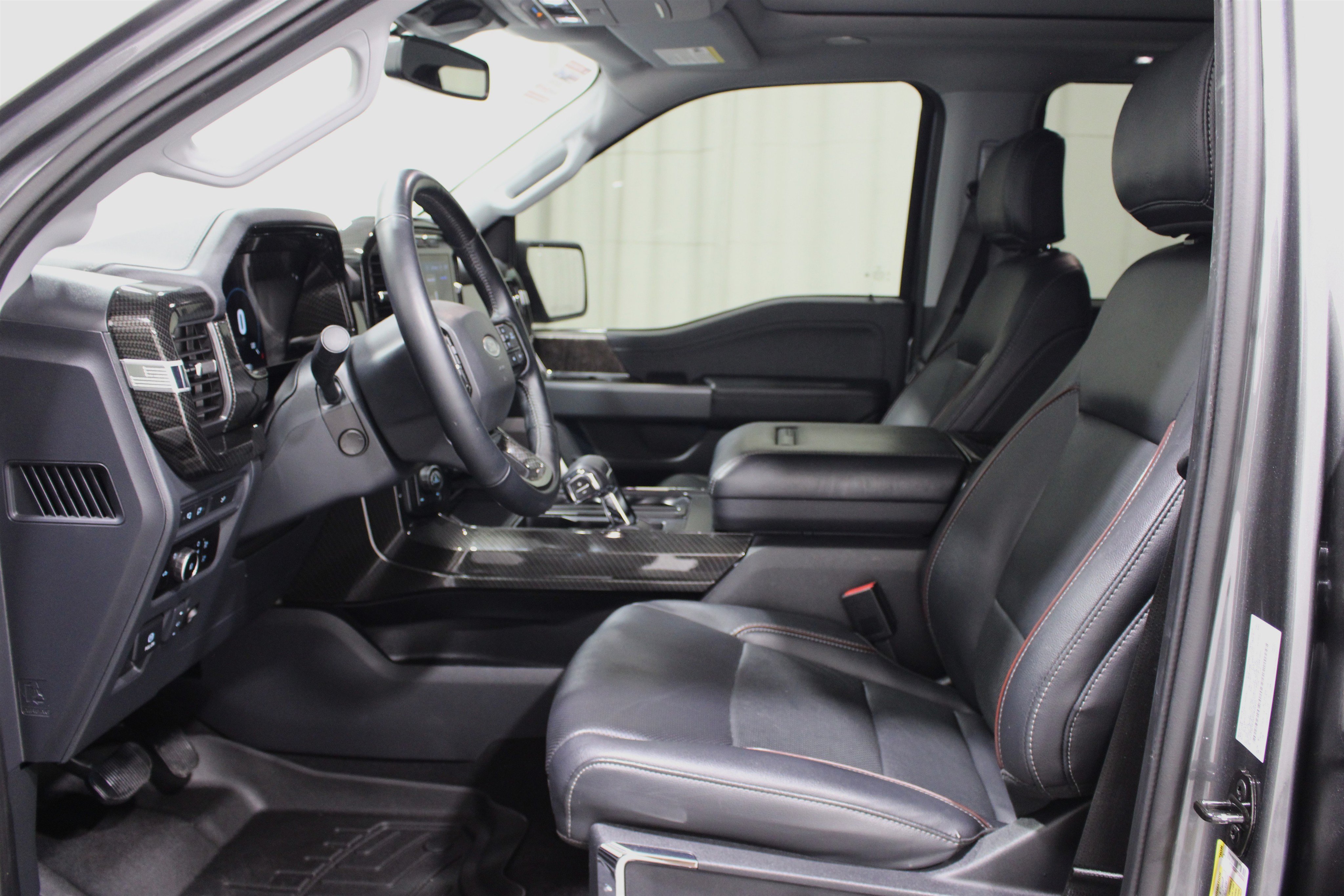 Used 2023 Ford F150 Lariat w/ Equipment Group 502A High AWD/4WD image 3