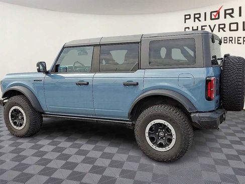 Used 2023 Ford Bronco Badlands image 6