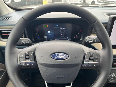 New 2026 Ford Maverick Lariat w/ 4K Tow Package AWD/4WD image 18