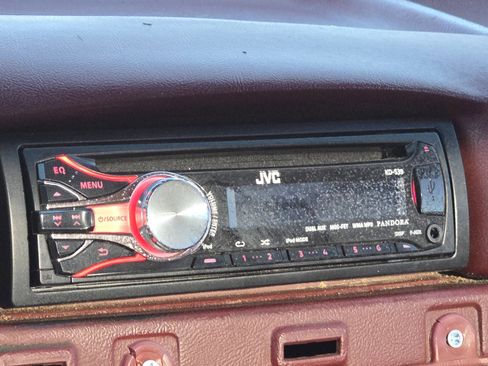 Used 1995 Ford F250 XL image 18