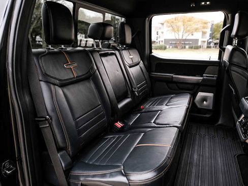 Used 2023 Ford F250 Platinum image 39