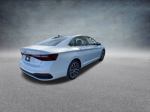 New 2025 Volkswagen Jetta SE image 21