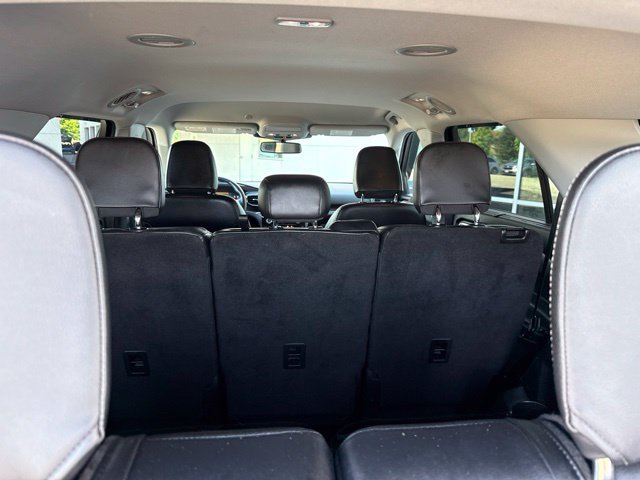 Used 2022 Ford Explorer Limited w/ Equipment Group 301A AWD/4WD image 18