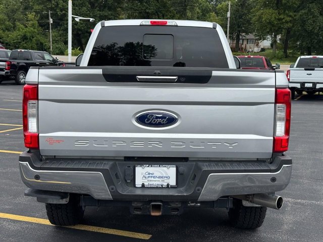 Certified 2019 Ford F250 Lariat w/ Chrome Package AWD/4WD image 4