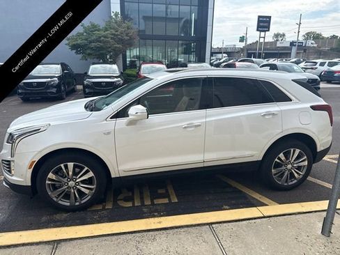 Certified 2024 Cadillac XT5 Premium Luxury w/ Technology Package AWD/4WD image 9