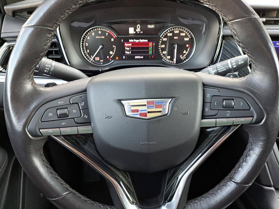 Used 2025 Cadillac XT6 Premium Luxury FWD image 26