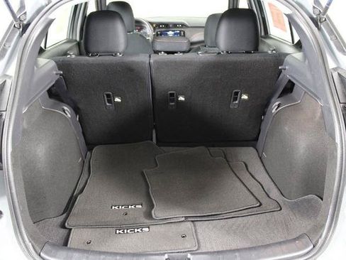 Certified 2024 Nissan Kicks SR FWD image 17