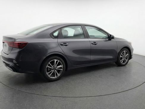 Used 2024 Kia Forte LXS FWD image 9