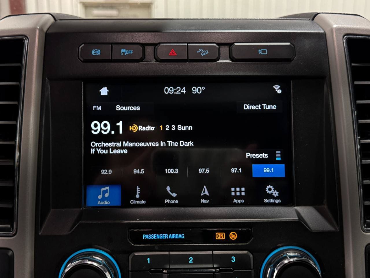 Used 2019 Ford F250 Lariat w/ Lariat Ultimate Package AWD/4WD image 10