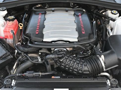 Used 2017 Chevrolet Camaro SS RWD image 20