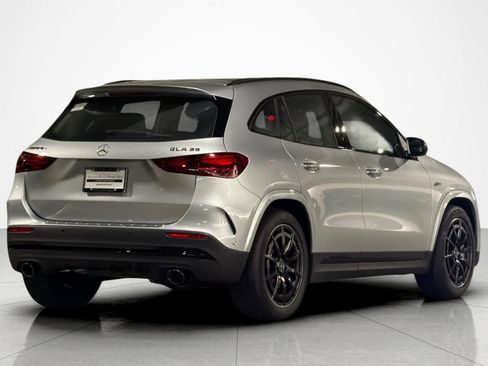 New 2026 Mercedes-Benz GLA 35 AMG 4MATIC image 5