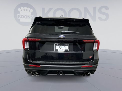 New 2026 Ford Explorer ST w/ Sun And Sound Package image 5