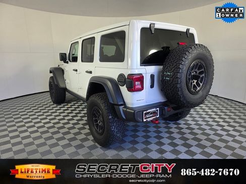 Used 2022 Jeep Wrangler Unlimited Rubicon w/ Xtreme Recon 35" Tire Package image 5