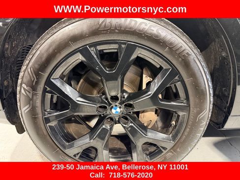 Used 2021 BMW X7 xDrive40i w/ Premium Package AWD/4WD image 15