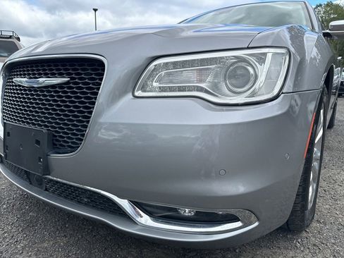 Used 2018 Chrysler 300 Limited w/ Safetytec Plus Group image 7