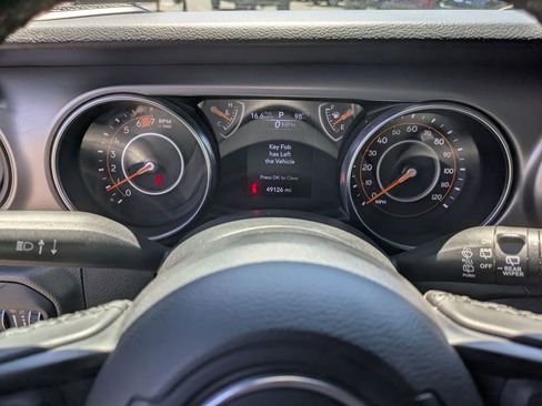 Used 2022 Jeep Wrangler Unlimited Sport AWD/4WD image 15