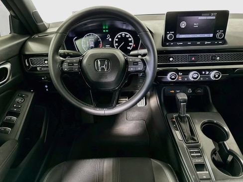 Used 2023 Honda Civic Sport image 22