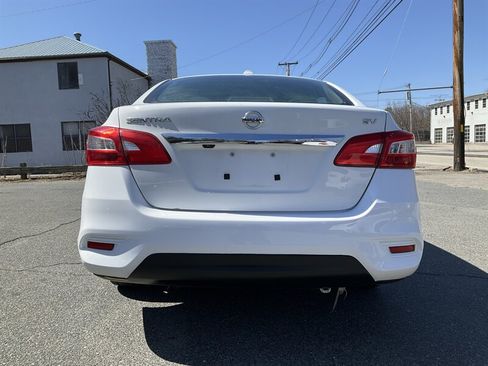 Used 2019 Nissan Sentra SV FWD image 6