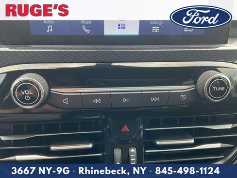 Certified 2025 Ford Escape ST-Line Select AWD/4WD image 22