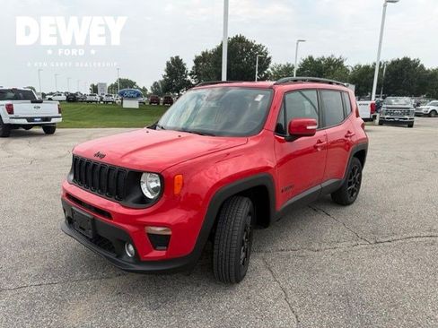 Used 2020 Jeep Renegade Altitude AWD/4WD image 3