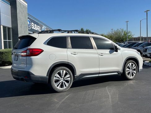 Used 2022 Subaru Ascent Limited w/ Technology Package AWD/4WD image 6