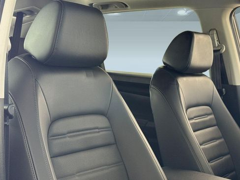 Used 2024 Honda CR-V EX-L image 33