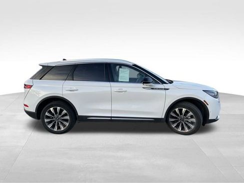 Used 2022 Lincoln Corsair Reserve w/ Equipment Group 201A image 7