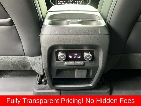 Used 2025 GMC Acadia AT4 AWD/4WD image 16