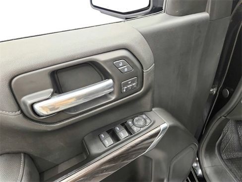 Used 2019 Chevrolet Silverado 1500 LTZ image 28