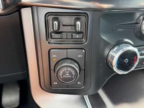 Used 2024 Ford F150 Platinum w/ Equipment Group 702A High AWD/4WD image 17