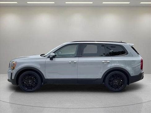 Used 2022 Kia Telluride SX w/ SX Prestige Package AWD/4WD image 2