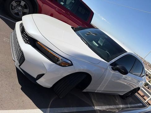 Used 2025 Honda Civic Sport image 1