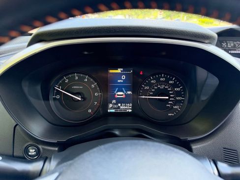 Used 2020 Subaru Crosstrek 2.0i Premium AWD/4WD image 12