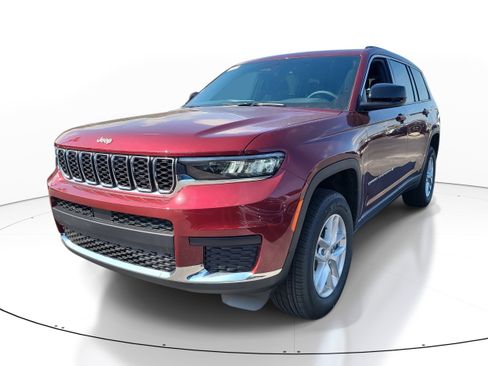 New 2026 Jeep Grand Cherokee L Laredo X image 4