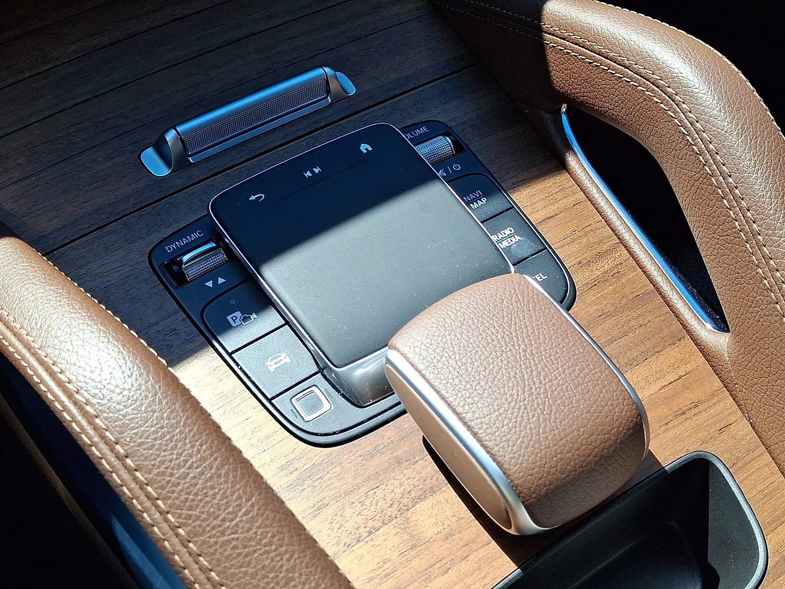 Certified 2026 Mercedes-Benz GLE 450 4MATIC image 16