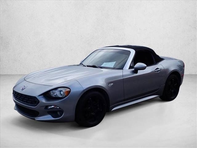 Used 2017 FIAT 124 Spider Lusso RWD image 7