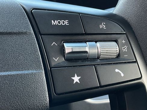 Used 2025 Kia K4 LXS image 24