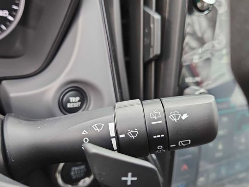 New 2026 Subaru Crosstrek 2.0i Premium AWD/4WD image 25