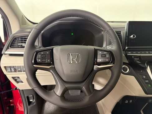 New 2026 Honda Odyssey EX-L image 17