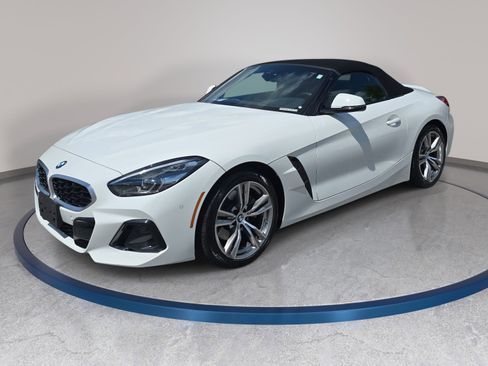 Used 2025 BMW Z4 sDrive30i RWD image 1