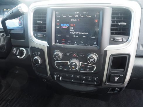 Used 2018 RAM 2500 Big Horn image 25