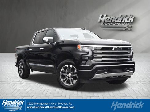 Used 2025 Chevrolet Silverado 1500 High Country w/ Technology Package image 1