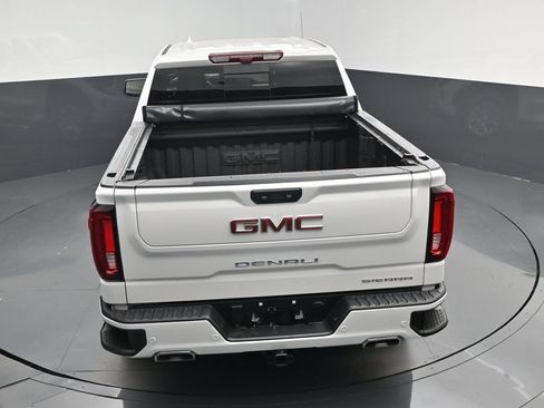 Used 2025 GMC Sierra 1500 Denali w/ Technology Package AWD/4WD image 23