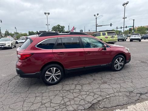Used 2018 Subaru Outback 2.5i Limited AWD/4WD image 10